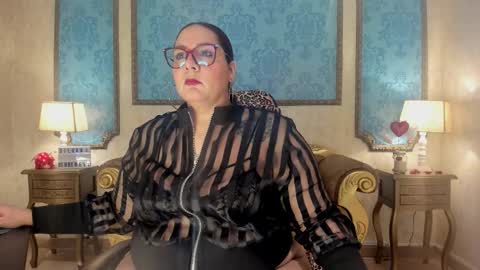 Snapshot of silvanabombshell chatting on February 13, 2026, 12:12 pm SilvanaBombshel online show from February 13, 2026, 12:12 pm