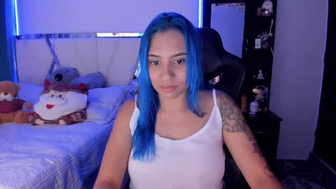 Snapshot of silver_jinx chatting on January 8, 2025, 2:14 am powder online show from January 8, 2025, 2:14 am