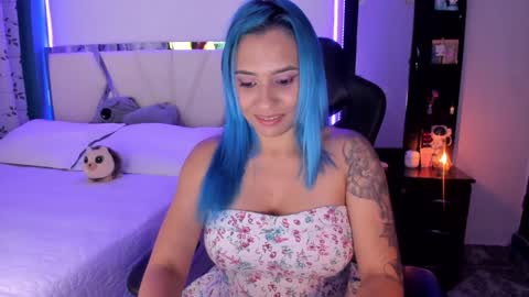 Snapshot of silver_jinx chatting on February 2, 2025, 1:23 am powder online show from February 2, 2025, 1:23 am