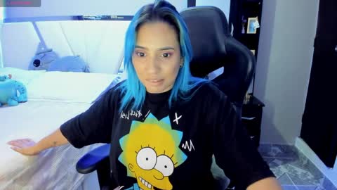 Snapshot of silver_jinx chatting on April 12, 2026, 1:43 am powder online show from April 12, 2026, 1:43 am