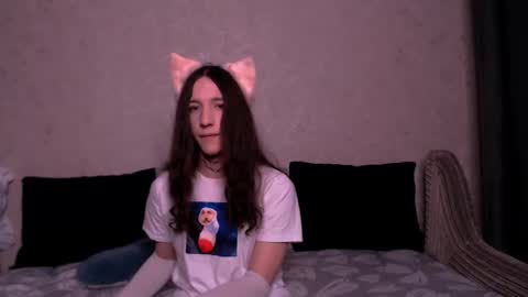 silvermuse online show from November 6, 2025, 6:42 pm