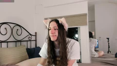 silvermuse online show from April 13, 2026, 12:49 am