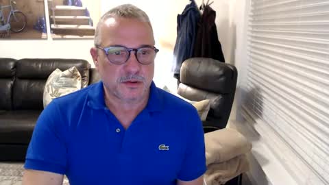 silveroli187 online show from September 25, 2025, 2:21 pm