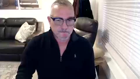 silveroli187 online show from October 16, 2025, 4:30 pm