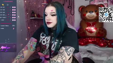 silvia_santorskii online show from February 13, 2025, 7:45 am