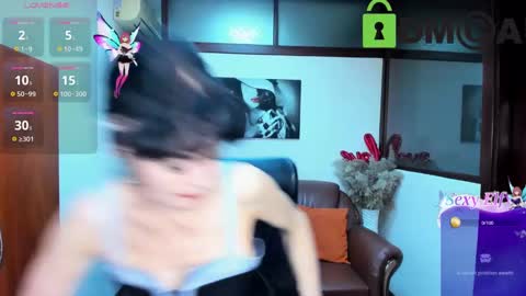 Silvia Wallec online show from March 7, 2025, 6:35 am