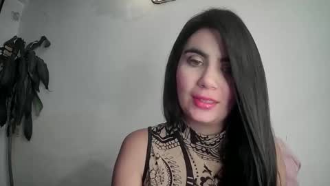 Snapshot of silviecollins chatting on February 17, 2025, 1:58 am Silvie online show from February 17, 2025, 1:58 am