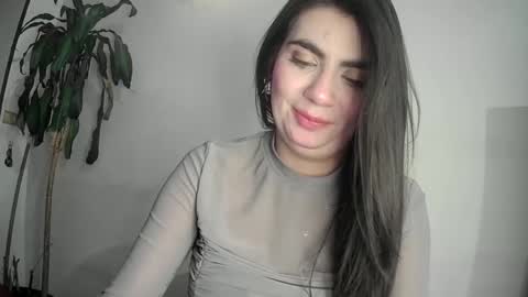 Snapshot of silviecollins chatting on March 2, 2025, 10:48 pm Silvie online show from March 2, 2025, 10:48 pm