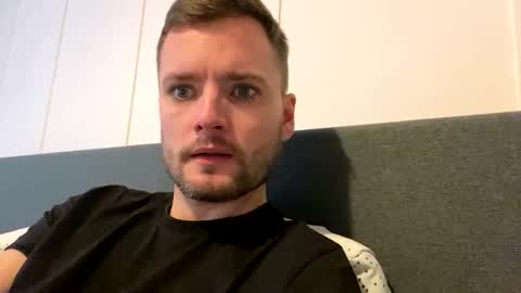 Snapshot of simdog1993 chatting on January 11, 2026, 2:44 pm simdog1993 online show from January 11, 2026, 2:44 pm