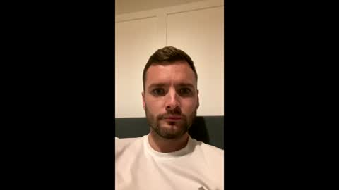 Snapshot of simdog1993 chatting on January 15, 2026, 8:01 pm simdog1993 online show from January 15, 2026, 8:01 pm