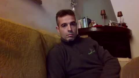 Snapshot of simmeturbate chatting on January 3, 2025, 9:47 pm Italiandaddyitalydickassbottomassholecomshowmasturbatenudeboyitalyatleticcutemuscolarhardcockdickboy online show from January 3, 2025, 9:47 pm