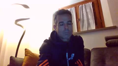 Snapshot of simmeturbate chatting on October 25, 2025, 8:03 pm Italiandaddyitalydickassbottomassholecomshowmasturbatenudeboyitalyatleticcutemuscolarhardcockdickboy online show from October 25, 2025, 8:03 pm