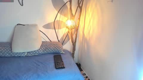 simon colt online show from March 10, 2026, 10:20 am