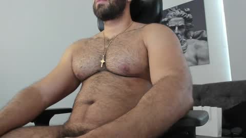 simon_leon01 online show from June 6, 2026, 1:49 pm