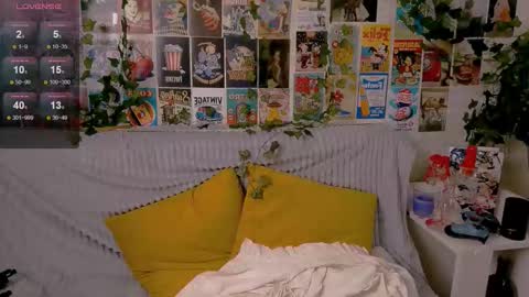 Simona online show from September 26, 2025, 11:20 pm