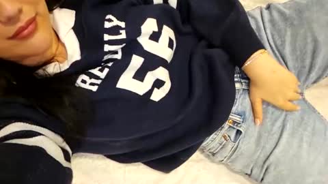 simonesighren online show from February 19, 2026, 2:40 am