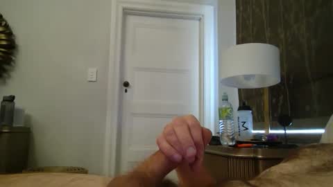 Snapshot of simonfrommelb chatting on February 12, 2026, 4:51 am simonfrommelb online show from February 12, 2026, 4:51 am