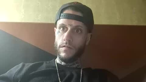 Snapshot of simonsays5021812 chatting on March 3, 2026, 5:02 am simonsays5021812 online show from March 3, 2026, 5:02 am