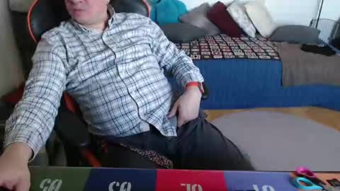 Snapshot of simonsexhott chatting on February 24, 2025, 12:16 pm Simon Sx online show from February 24, 2025, 12:16 pm