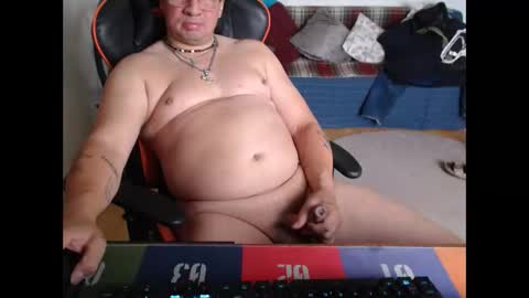 Snapshot of simonsexhott chatting on September 12, 2025, 7:30 am Simon Sx online show from September 12, 2025, 7:30 am