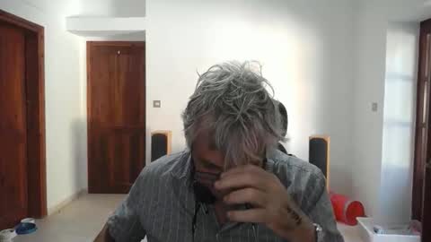 Simon online show from November 23, 2025, 7:52 am