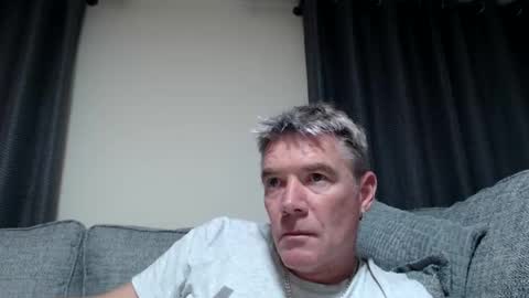 Snapshot of simplelife0 chatting on October 26, 2025, 8:04 pm Ricky online show from October 26, 2025, 8:04 pm