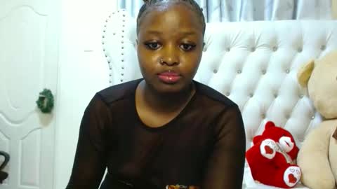 simply_eve1 online show from March 8, 2026, 1:14 am