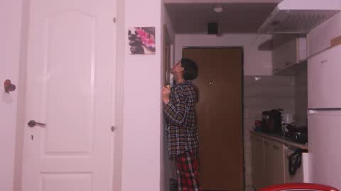 simyhvn online show from December 16, 2025, 6:07 am