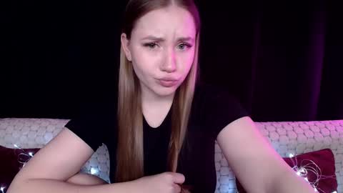 Snapshot of sindiwatsoon chatting on December 12, 2024, 3:48 pm Sindi online show from December 12, 2024, 3:48 pm