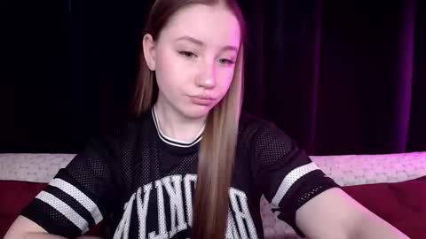 Snapshot of sindiwatsoon chatting on January 14, 2025, 12:24 pm Sindi online show from January 14, 2025, 12:24 pm