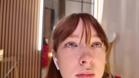 Sindy Juxx online show from October 7, 2025, 1:41 pm