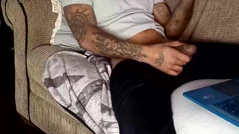 Snapshot of sinful365 chatting on February 1, 2026, 9:57 pm sinful365 online show from February 1, 2026, 9:57 pm