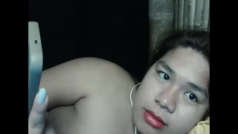 singleheart05 online show from May 15, 2026, 11:23 pm