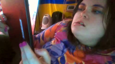 Siofra online show from October 27, 2025, 6:12 pm