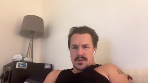 Snapshot of sirbubblesworth chatting on January 29, 2025, 5:40 am sirbubblesworth online show from January 29, 2025, 5:40 am