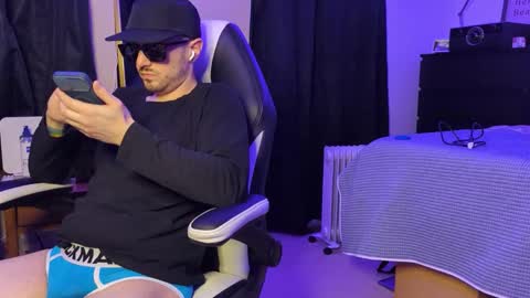 Sir Daddy McQween online show from February 23, 2026, 9:06 am