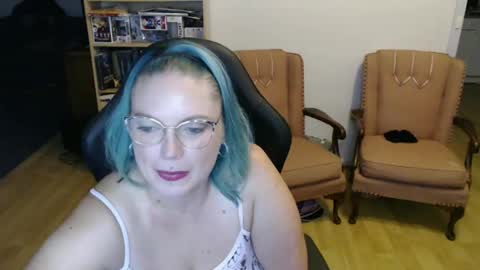 Snapshot of sireneserpens chatting on January 22, 2025, 2:46 pm Sirene Serpens online show from January 22, 2025, 2:46 pm