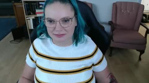 Snapshot of sireneserpens chatting on January 24, 2025, 1:56 am Sirene Serpens online show from January 24, 2025, 1:56 am