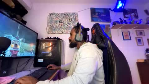 siriss_boyrag online show from March 8, 2026, 2:04 am