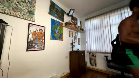 siriss_boyrag online show from March 14, 2026, 8:25 pm