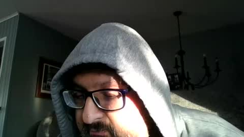 Snapshot of sirmike80 chatting on November 3, 2025, 12:39 pm SirMike80 online show from November 3, 2025, 12:39 pm