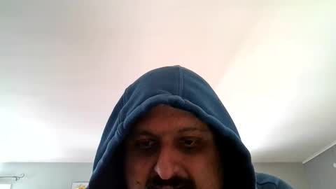 SirMike80 online show from December 5, 2025, 3:20 pm