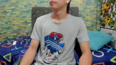 Snapshot of sirryant chatting on February 19, 2025, 12:33 pm SIR RYANT online show from February 19, 2025, 12:33 pm