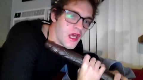 Snapshot of sissyemmalauren chatting on October 16, 2025, 3:40 am sissyemmalauren online show from October 16, 2025, 3:40 am