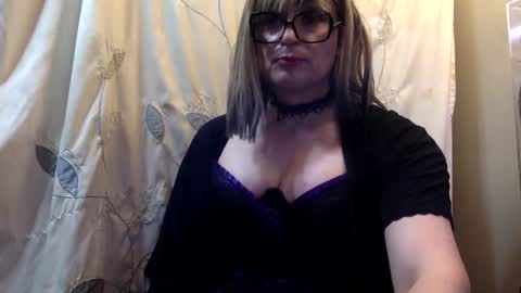 Snapshot of sissyriann chatting on February 14, 2025, 12:51 am sissy cock whore online show from February 14, 2025, 12:51 am
