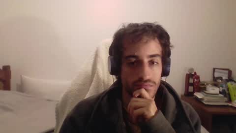 sitonme555 online show from January 2, 2025, 9:11 am