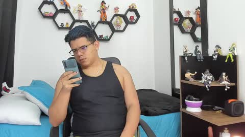 Siul Thompson online show from February 4, 2025, 12:22 pm