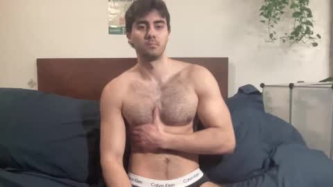 sixpacker_ online show from September 9, 2025, 5:07 am