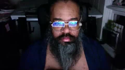 Snapshot of siyah_sakal chatting on December 18, 2024, 10:30 am siyah_sakal online show from December 18, 2024, 10:30 am