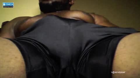 Snapshot of sizedpiper chatting on January 12, 2026, 4:18 am Pvt is open. Drop thumbs up in satisfaction online show from January 12, 2026, 4:18 am